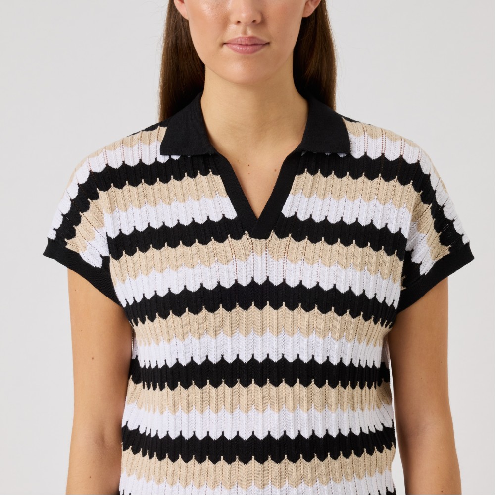 Zig-Zag Caps Top - Black